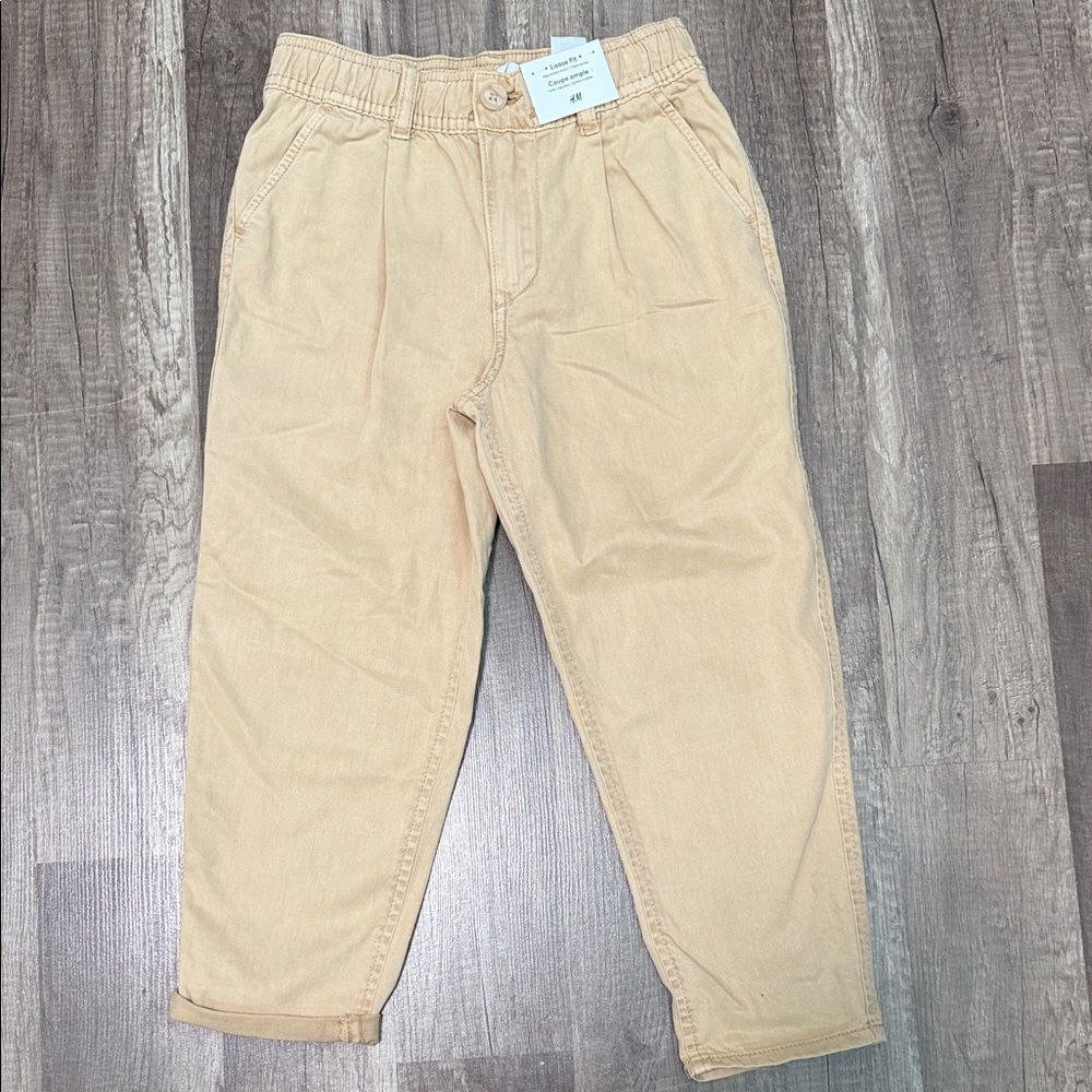 H&M Boy's Loose Fit Tapered Twill Chinos, Size 5T - Picture 2 of 6
